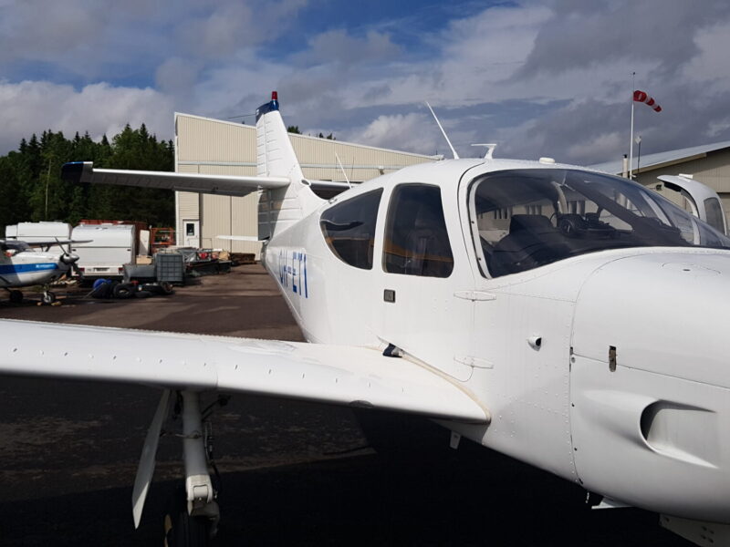 Rockwell Commander 112A