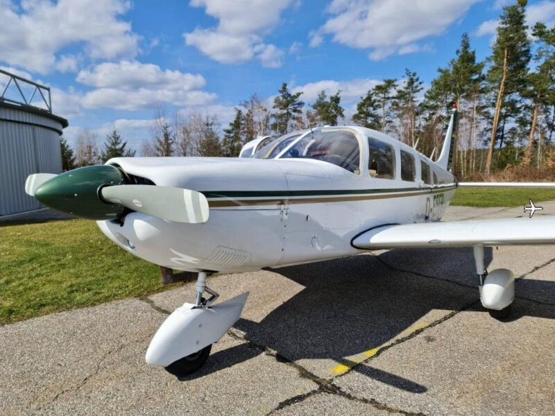 Piper PA32-300 Cherokee Six