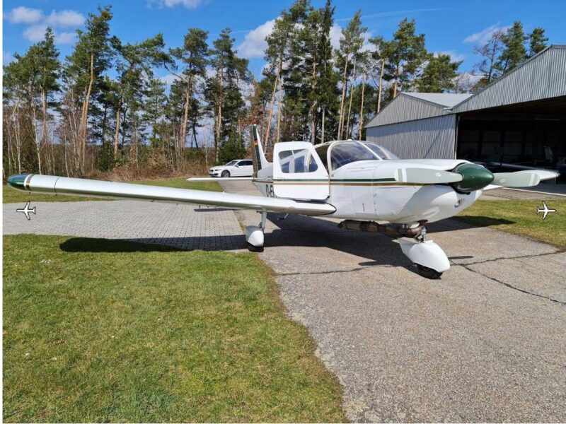 Piper PA32-300 Cherokee Six