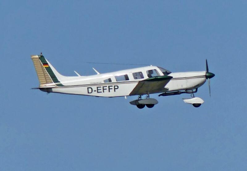 Piper PA32-300 Cherokee Six